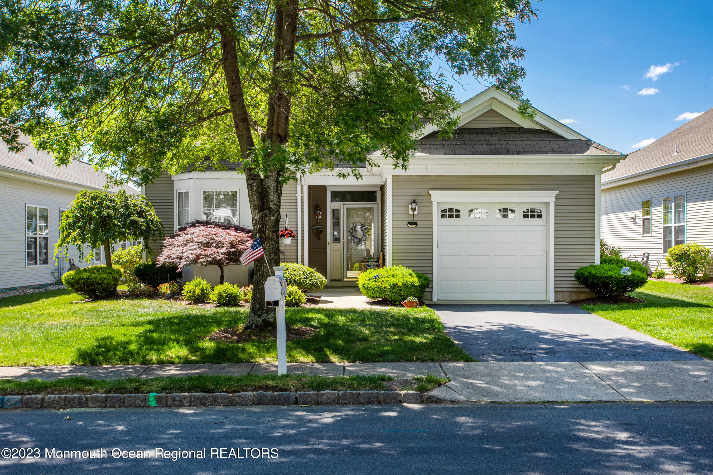 49 Silverside Road Lakewood, NJ 08701 - Photo 1 of 23 2