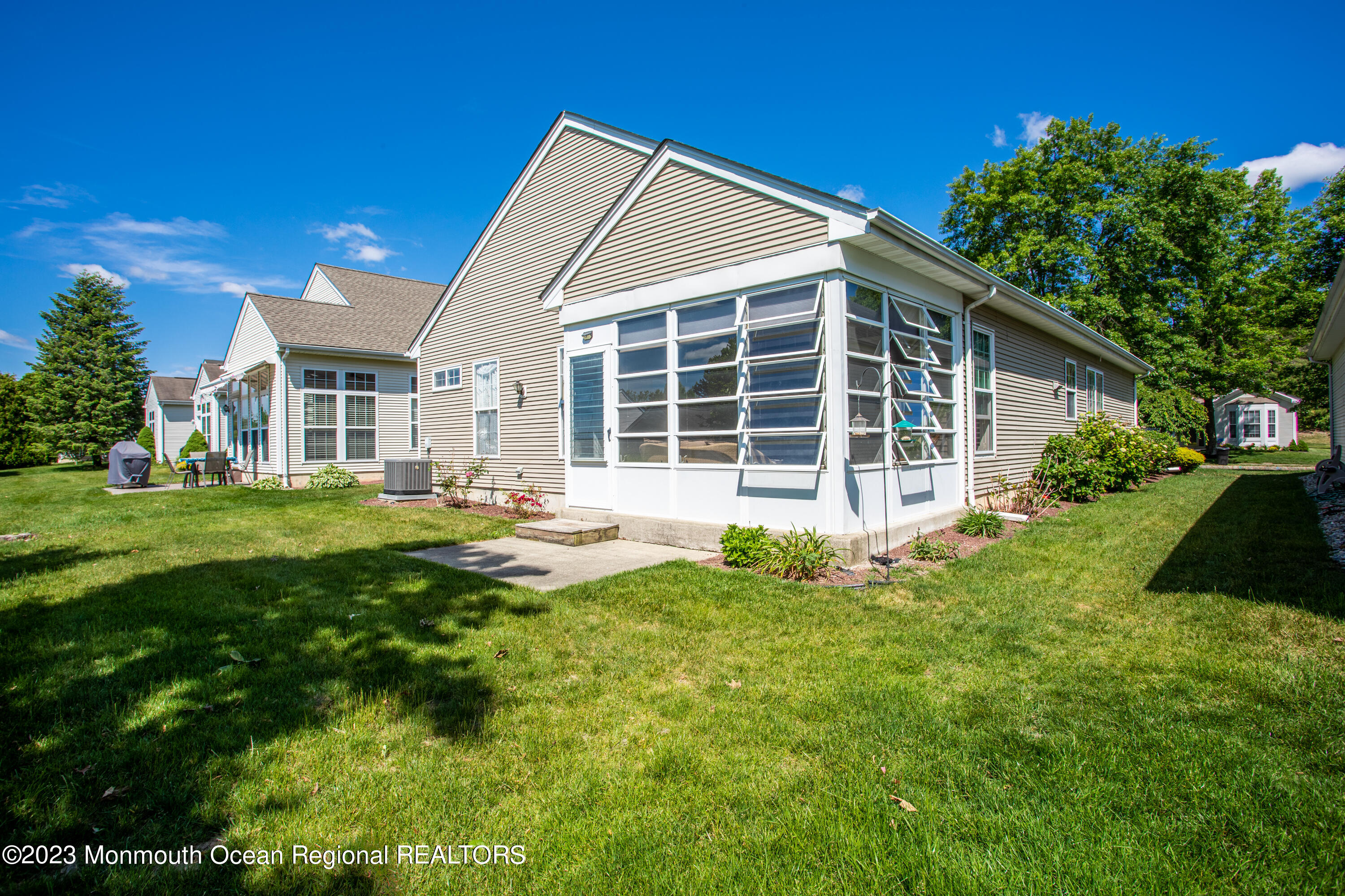 49 Silverside Road Lakewood, NJ 08701 - Photo 17 of 23 6