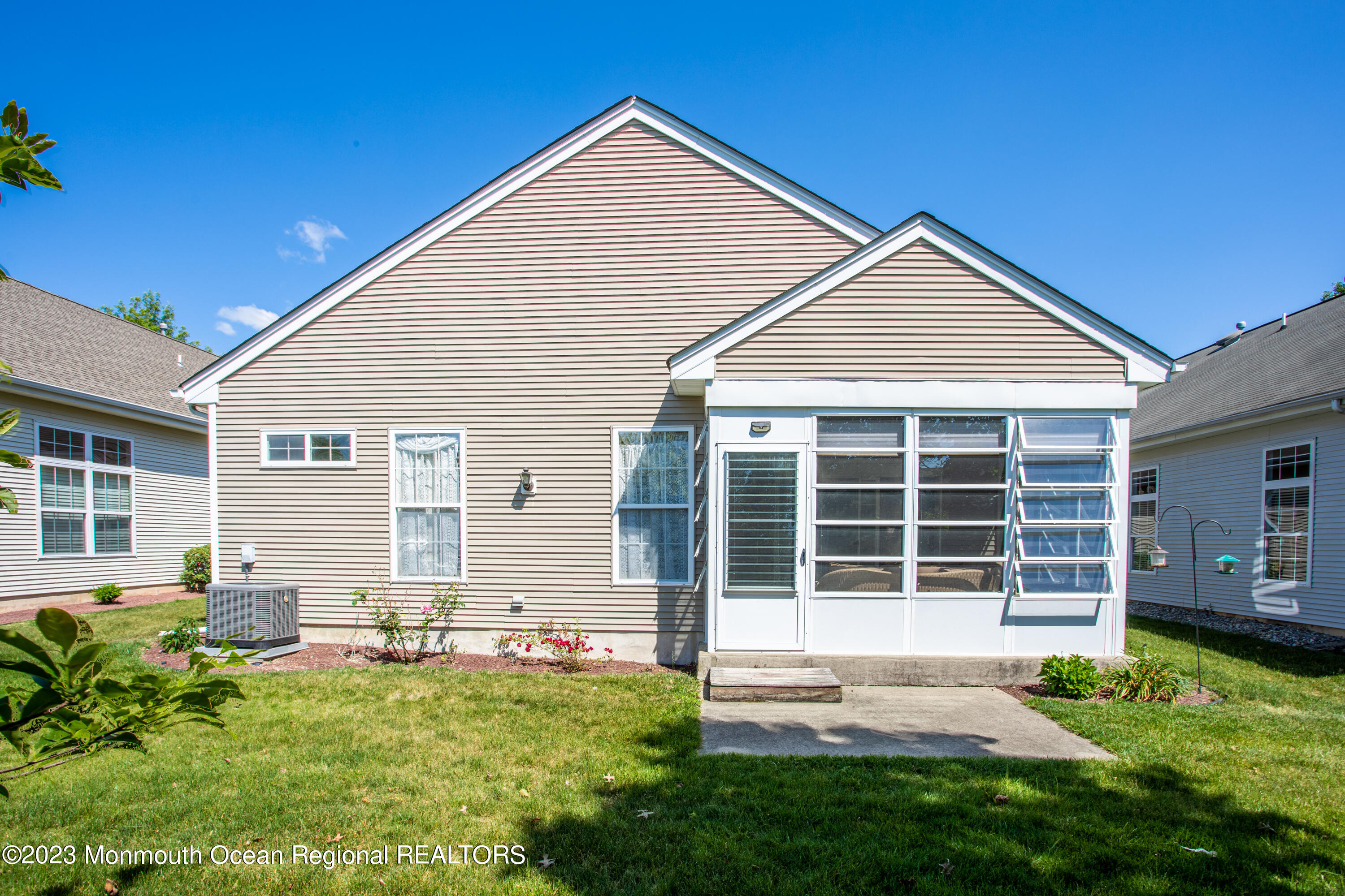 49 Silverside Road Lakewood, NJ 08701 - Photo 22 of 23 8