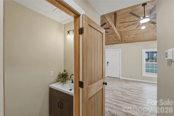 $275,000 | 522 West McLelland Avenue, Mooresville, NC 28115