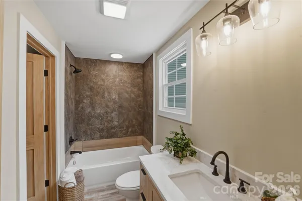 $275,000 | 522 West McLelland Avenue, Mooresville, NC 28115