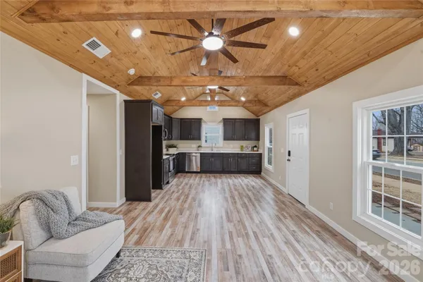 $275,000 | 522 West McLelland Avenue, Mooresville, NC 28115
