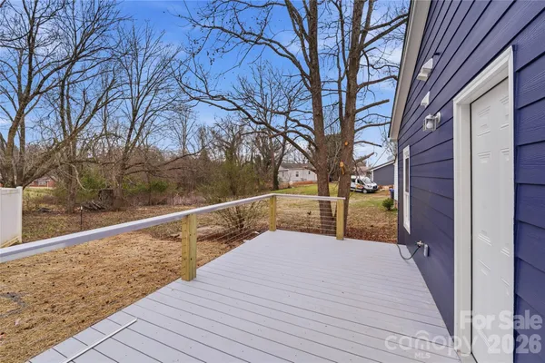 $275,000 | 522 West McLelland Avenue, Mooresville, NC 28115