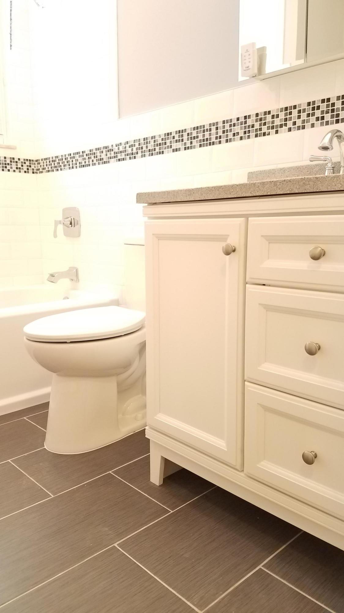 114 Pension Road Manalapan, NJ 07726 - Photo 15 of 21 20180111_112308