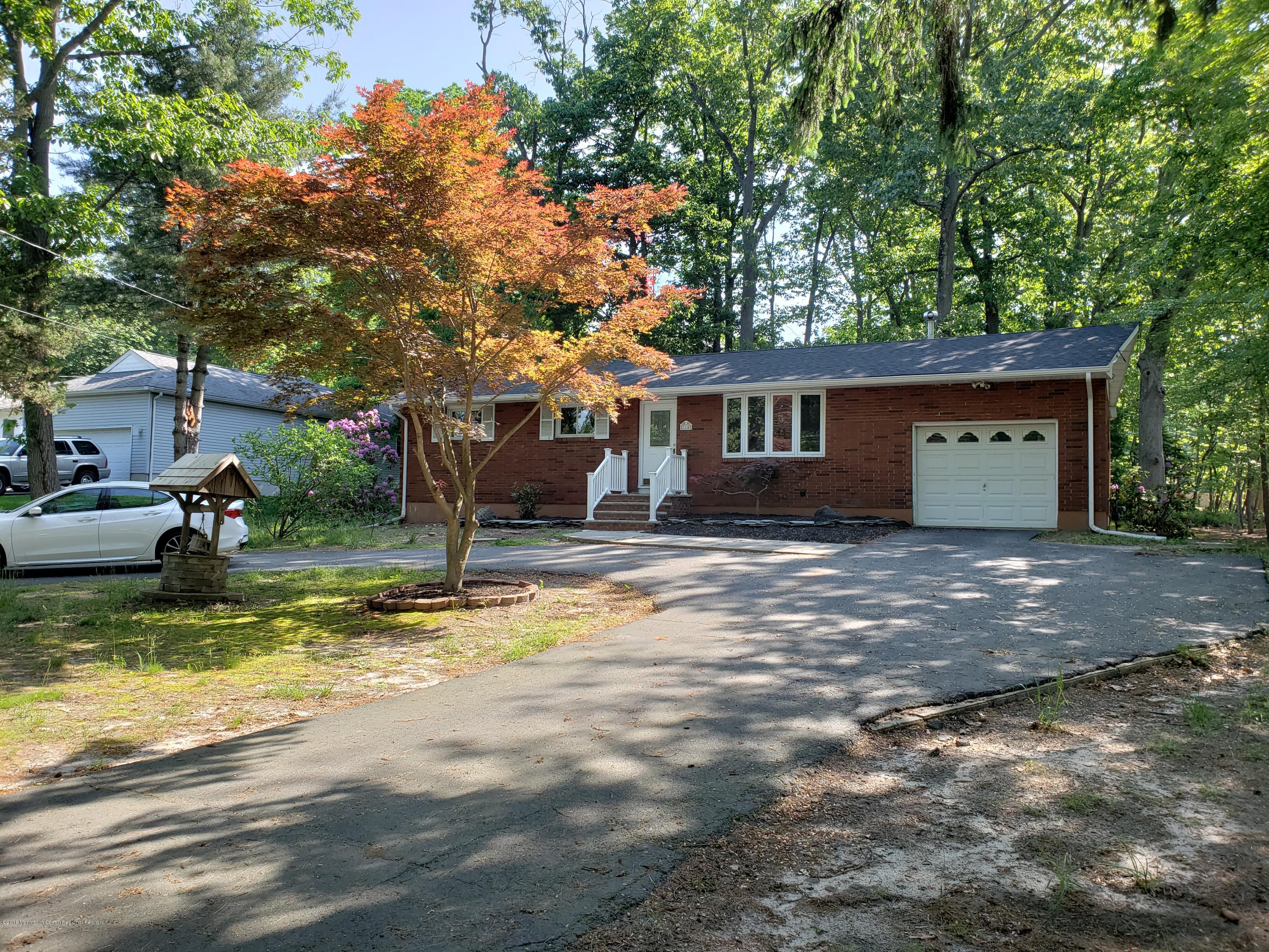 114 Pension Road Manalapan, NJ 07726 - Photo 2 of 21 20180525_094558