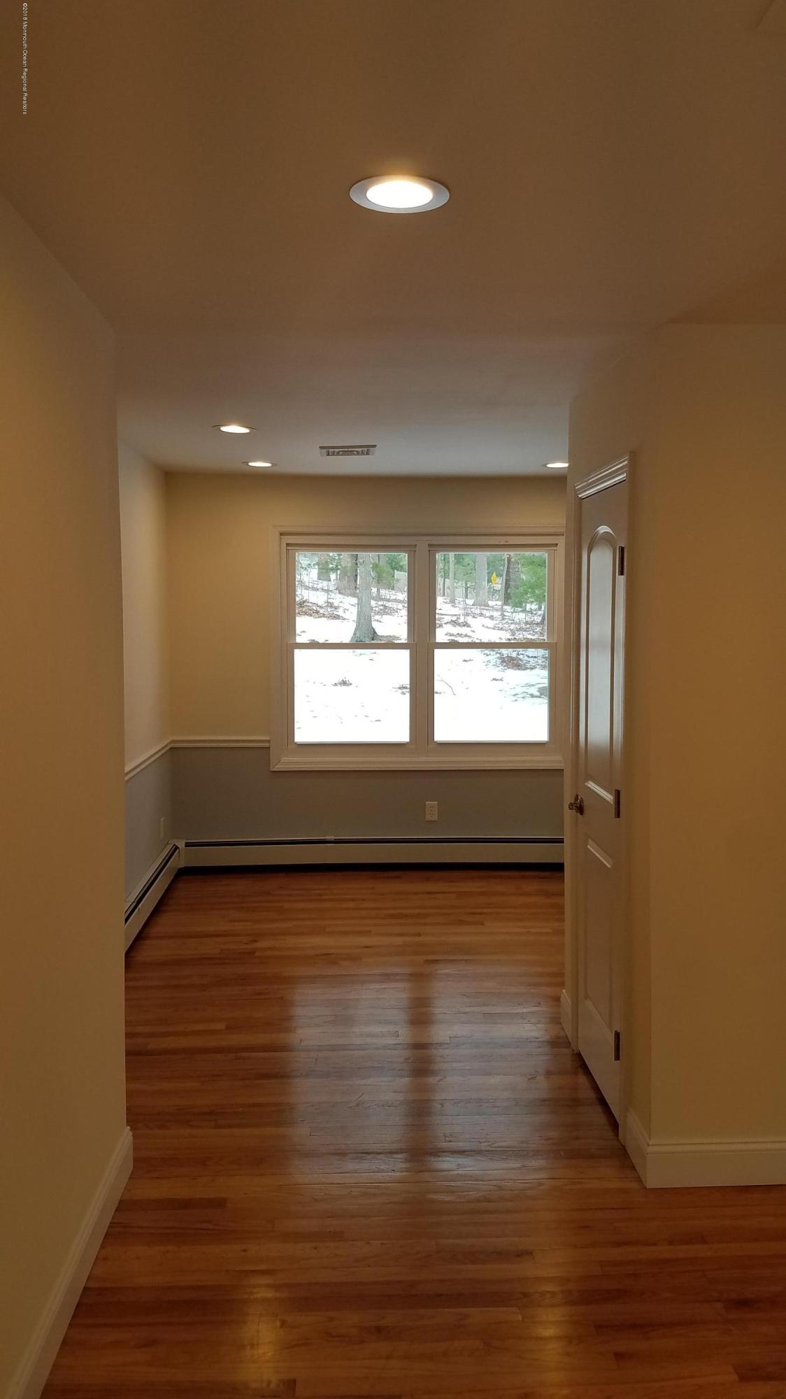 114 Pension Road Manalapan, NJ 07726 - Photo 5 of 21 20180111_113233
