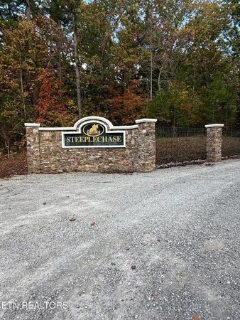 $300,000 | Picket Park Hwy Highway, Jamestown, TN 38556