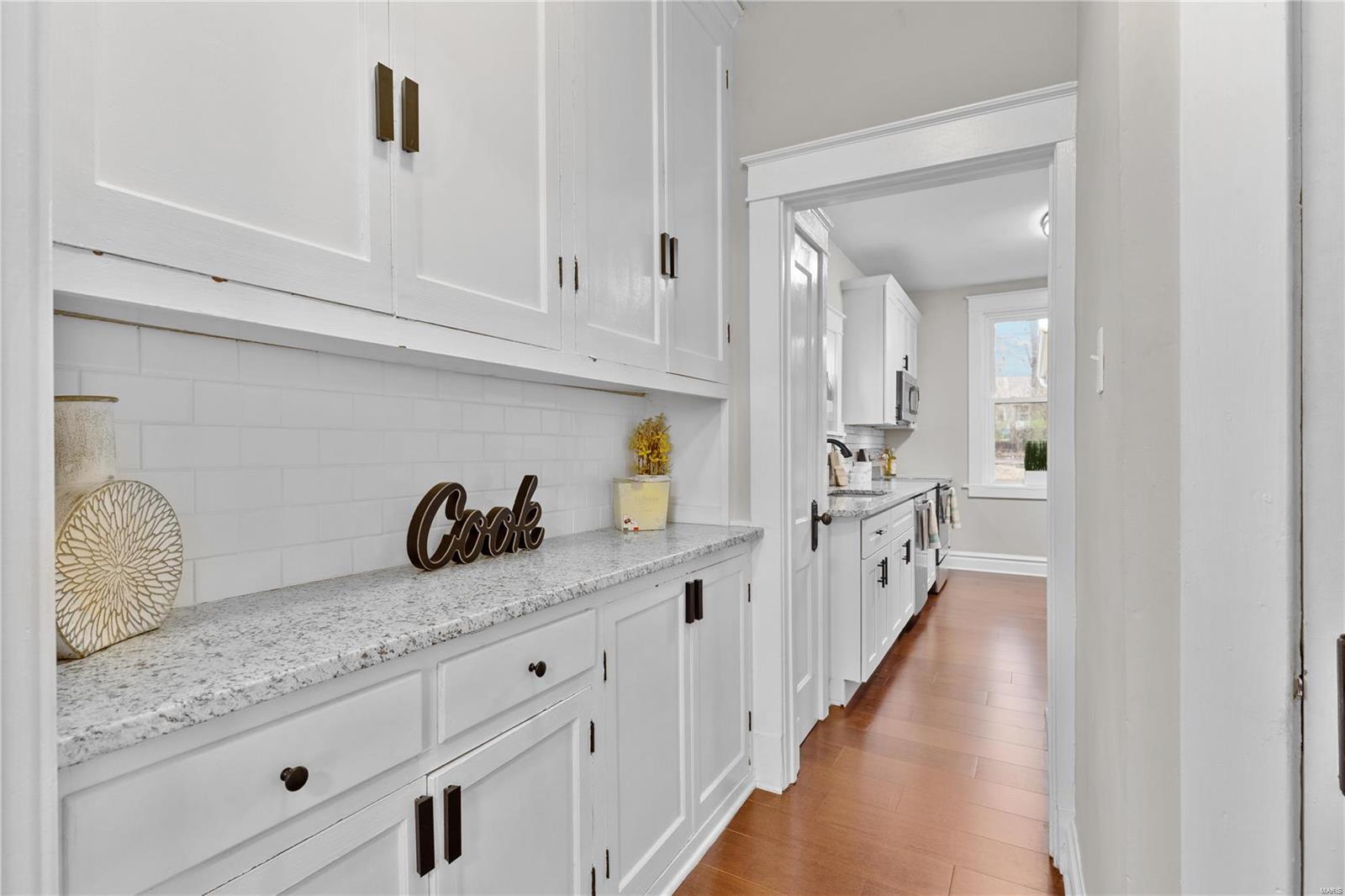 7444 Wise Avenue St. Louis, MO 63117 - Photo 8 of 18