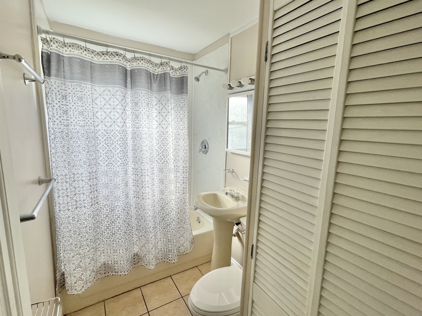432 Shooting Park Road Peru, IL 61354 - Photo 17 of 17 Gallery Image 17
