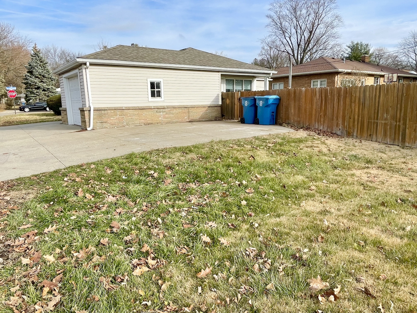 432 Shooting Park Road Peru, IL 61354 - Photo 3 of 17 Gallery Image 3