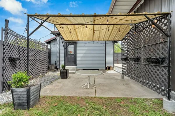 $295,000 | 1415 Lloyd Price Avenue, Kenner, LA 70062