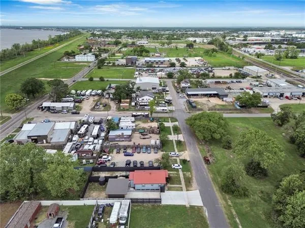 $295,000 | 1415 Lloyd Price Avenue, Kenner, LA 70062