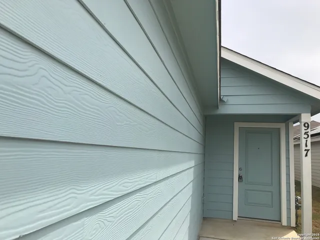 $1,495 | 9517 Chappo Ridge, Seguin, TX 78155