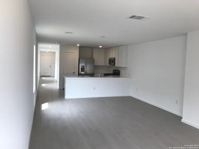 $1,495 | 9517 Chappo Ridge, Seguin, TX 78155