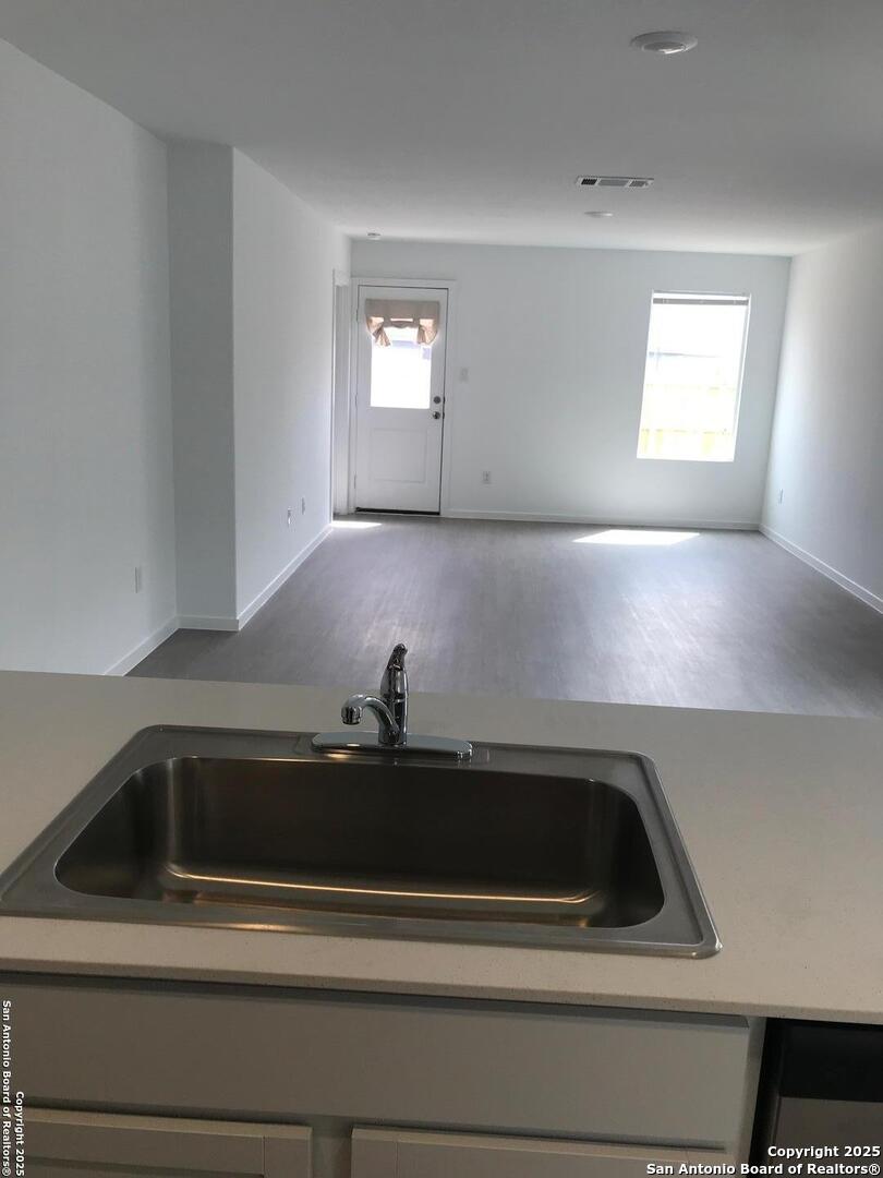 9517 Chappo Ridge Seguin, TX 78155 - Photo 10 of 29