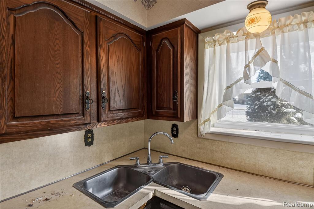 68730 Campground Road Washington, MI 48095 - Photo 16 of 40 Gallery Image 16