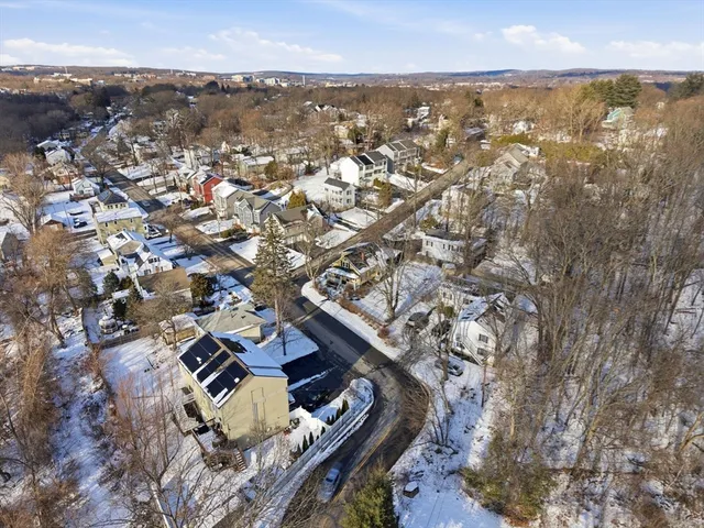 $525,000 | 143 Commonwealth Avenue, Worcester, MA 01604