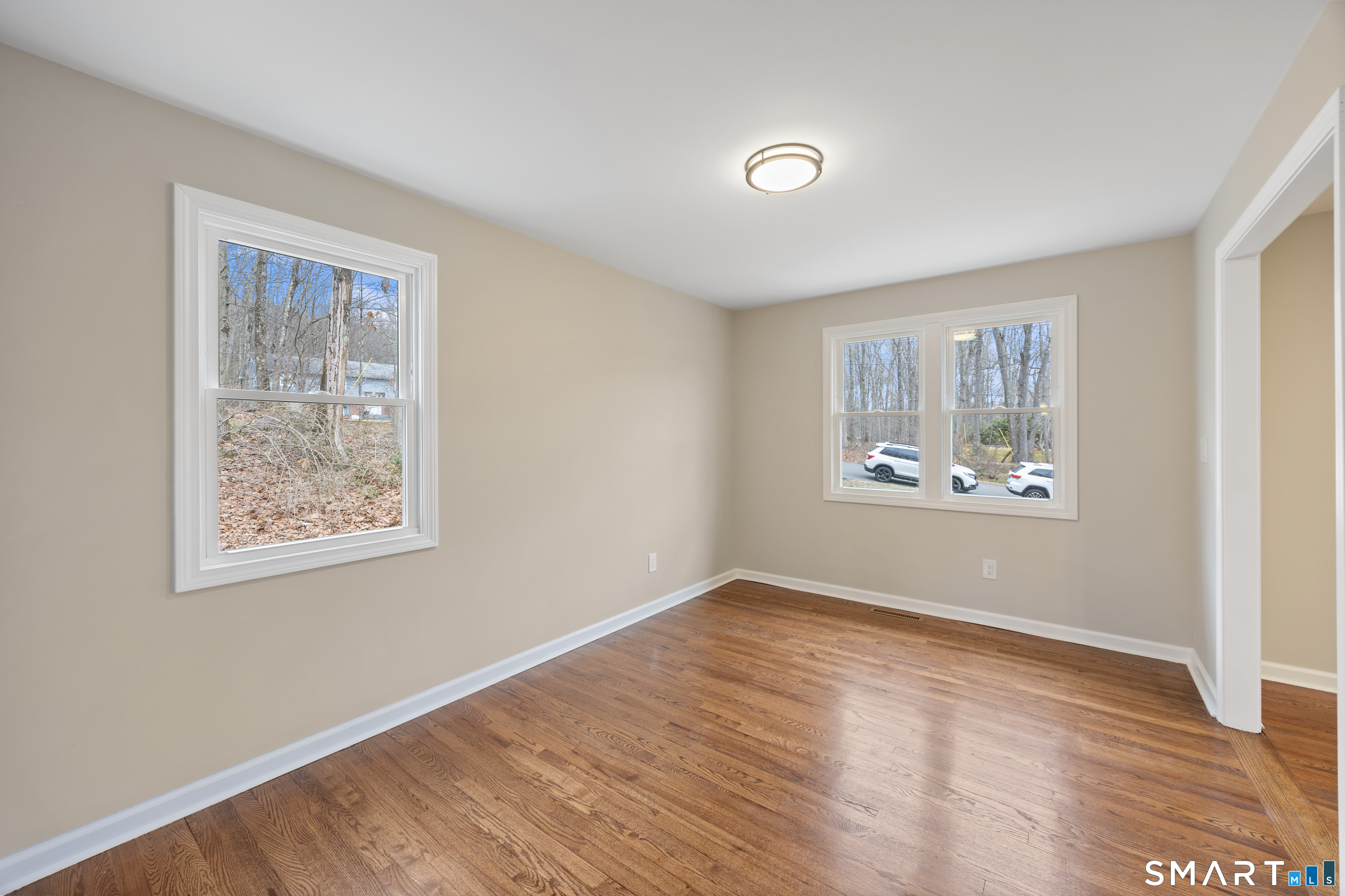 90 Troiano Road Hamden, CT 06518 - Photo 11 of 30