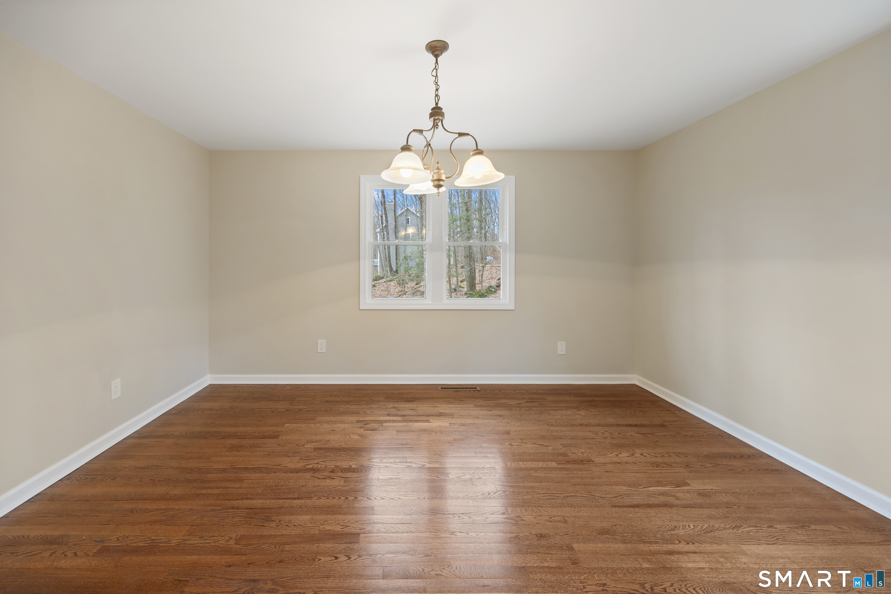 90 Troiano Road Hamden, CT 06518 - Photo 13 of 30