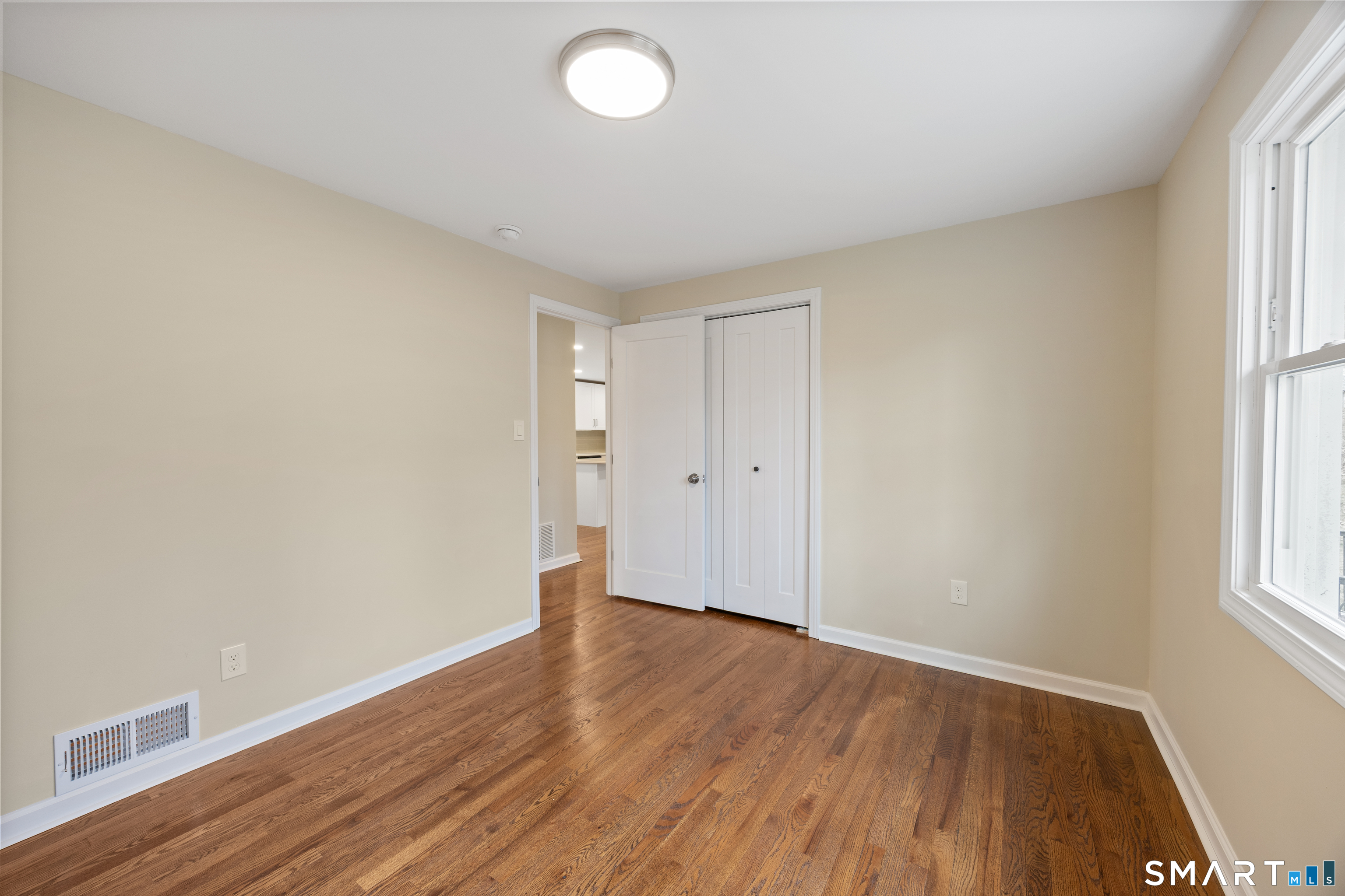 90 Troiano Road Hamden, CT 06518 - Photo 17 of 30