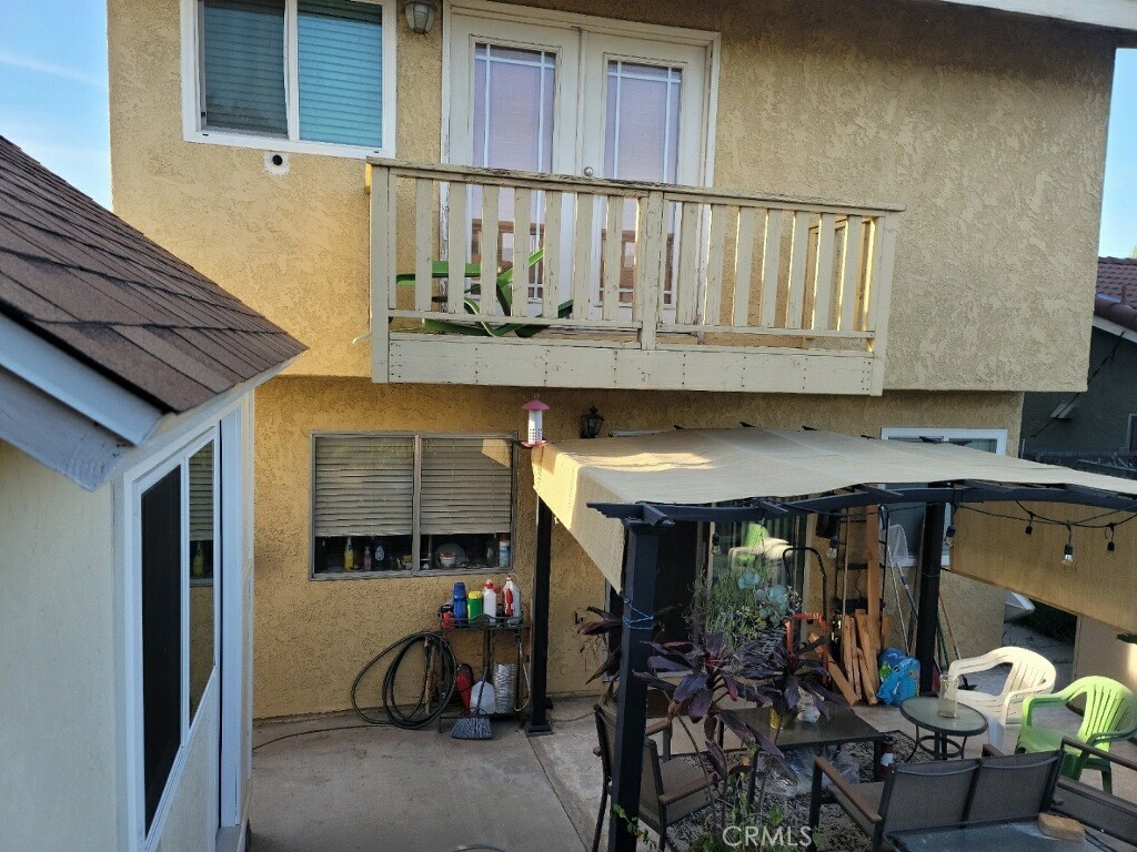 638 West Virginia Street Rialto, CA 92376 - Photo 2 of 2