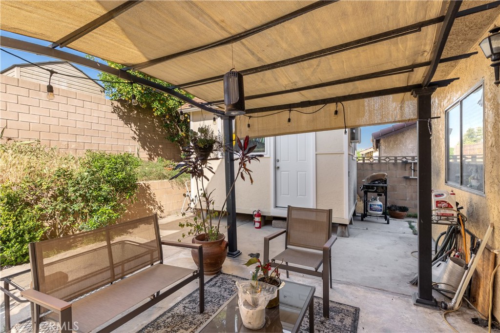 638 West Virginia Street Rialto, CA 92376 - Photo 27 of 29