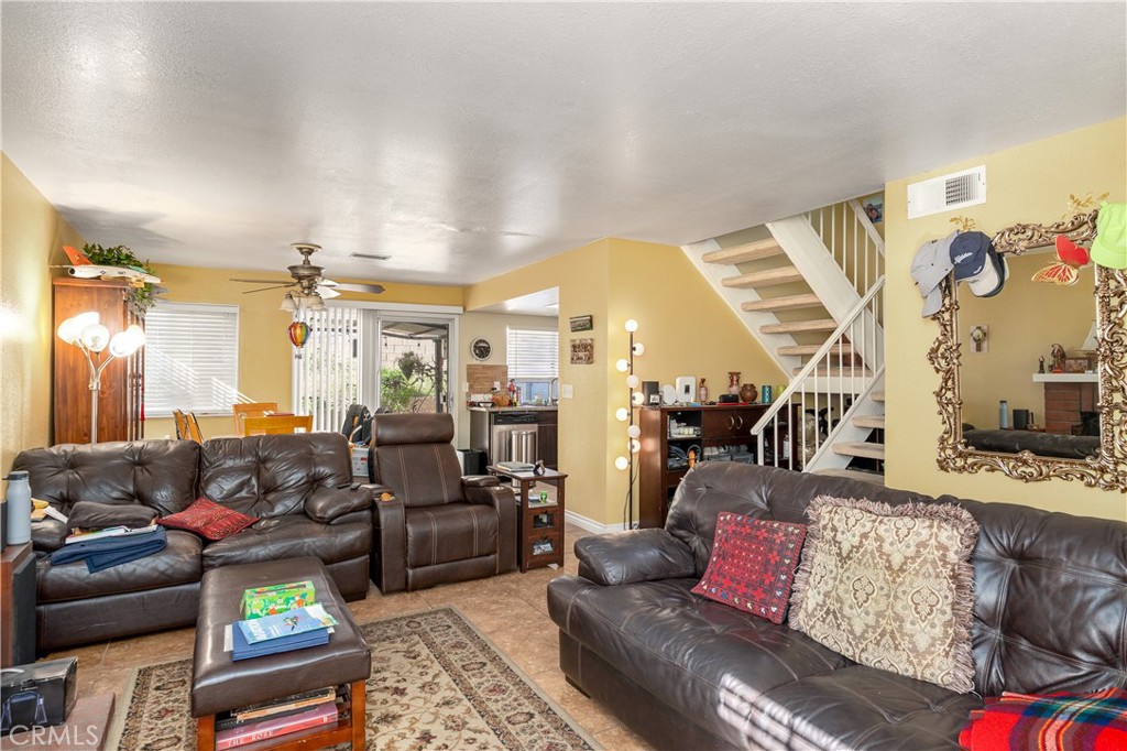 638 West Virginia Street Rialto, CA 92376 - Photo 9 of 29