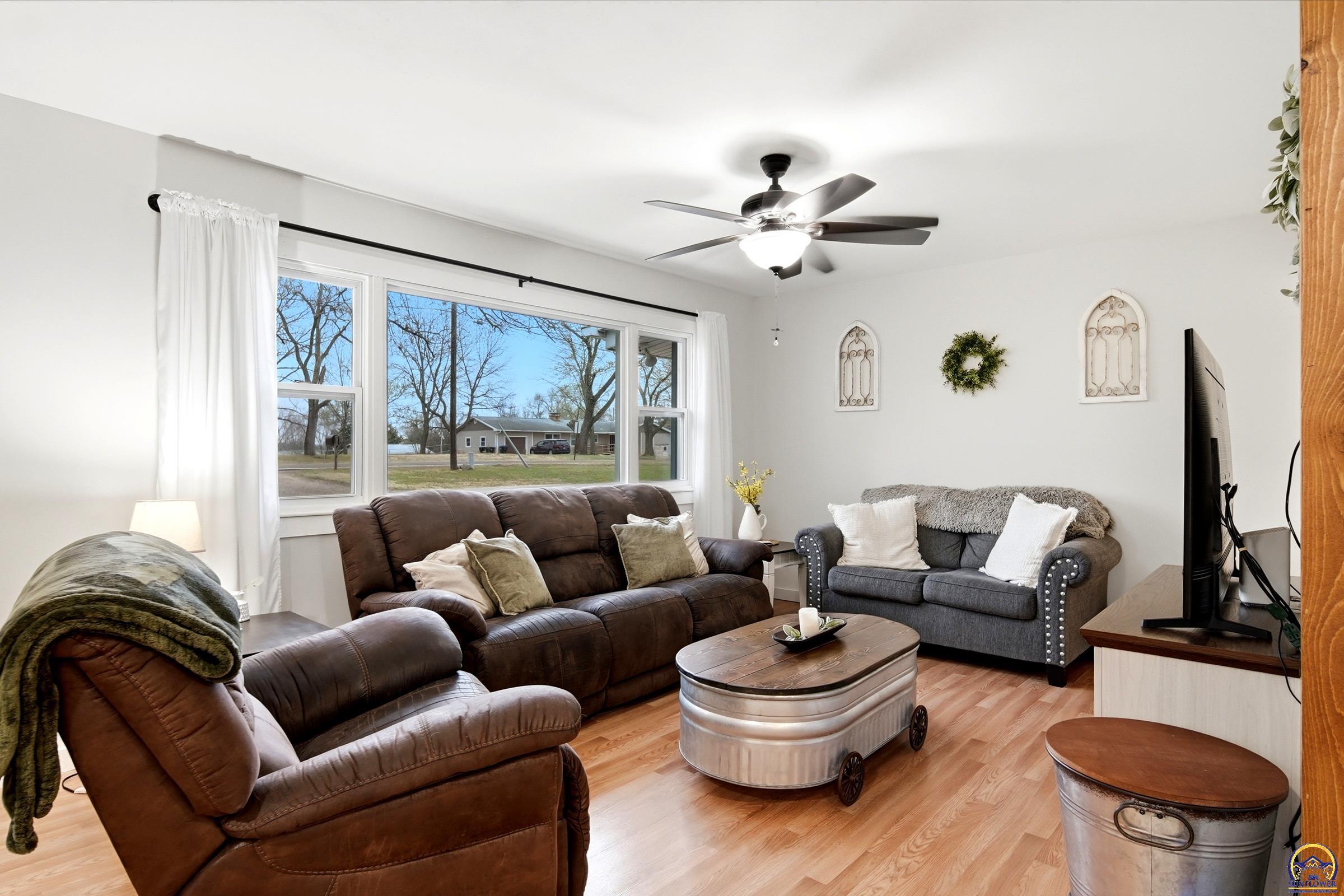 3535 Northeast Meriden Road Topeka, KS 66617 - Photo 4 of 19