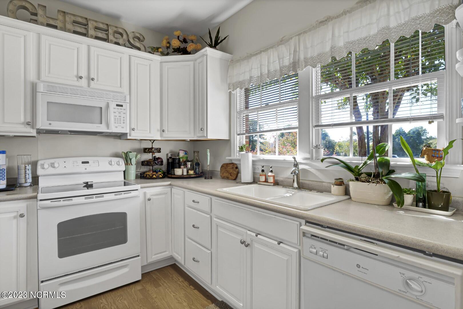 907 Ruffin Street Wilmington, NC 28412 - Photo 12 of 27 P4699593 (Large)