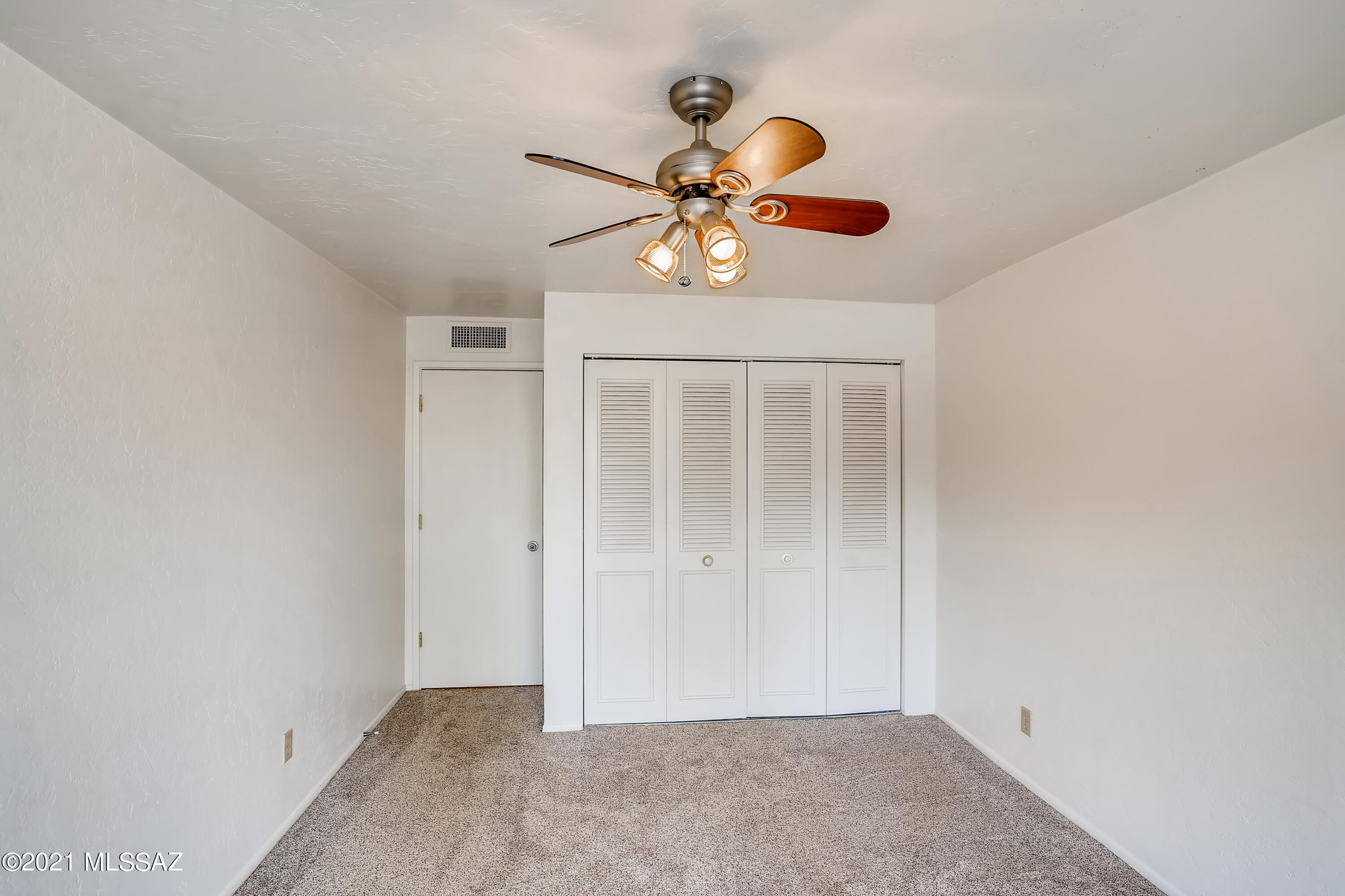 625 South Prudence Road, Unit 202 Tucson, AZ 85710 - Photo 18 of 33