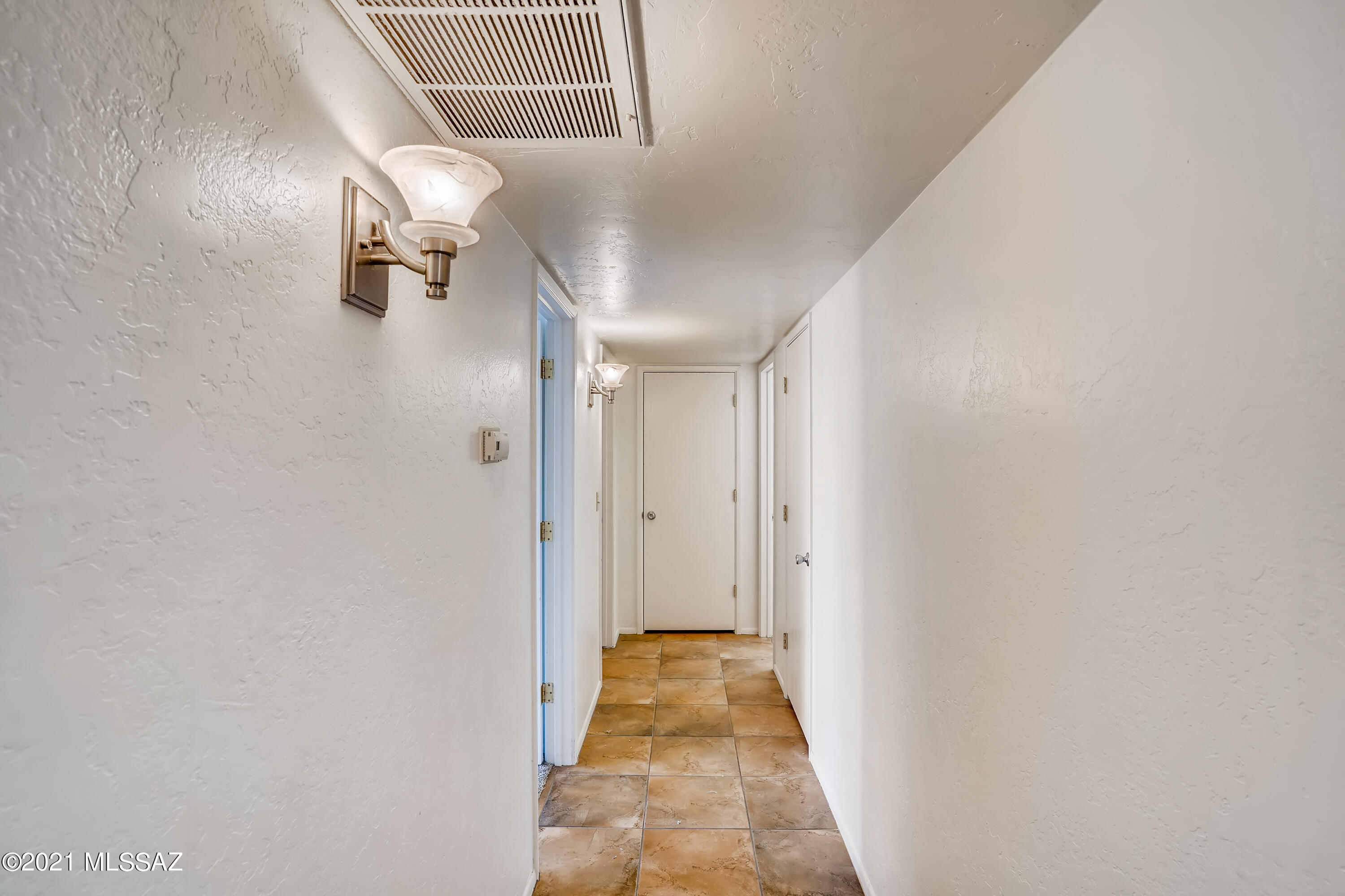 625 South Prudence Road, Unit 202 Tucson, AZ 85710 - Photo 27 of 33