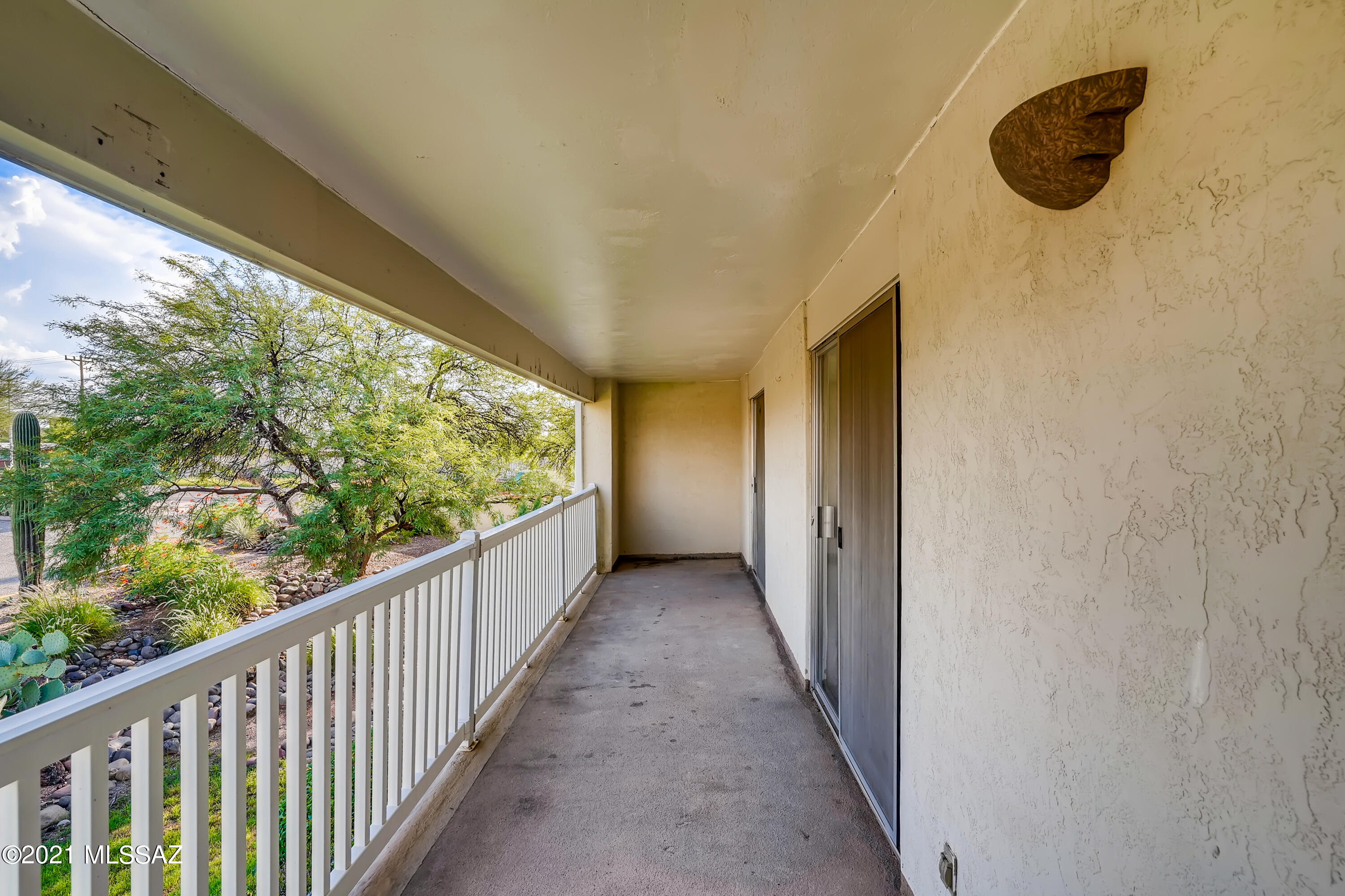 625 South Prudence Road, Unit 202 Tucson, AZ 85710 - Photo 29 of 33