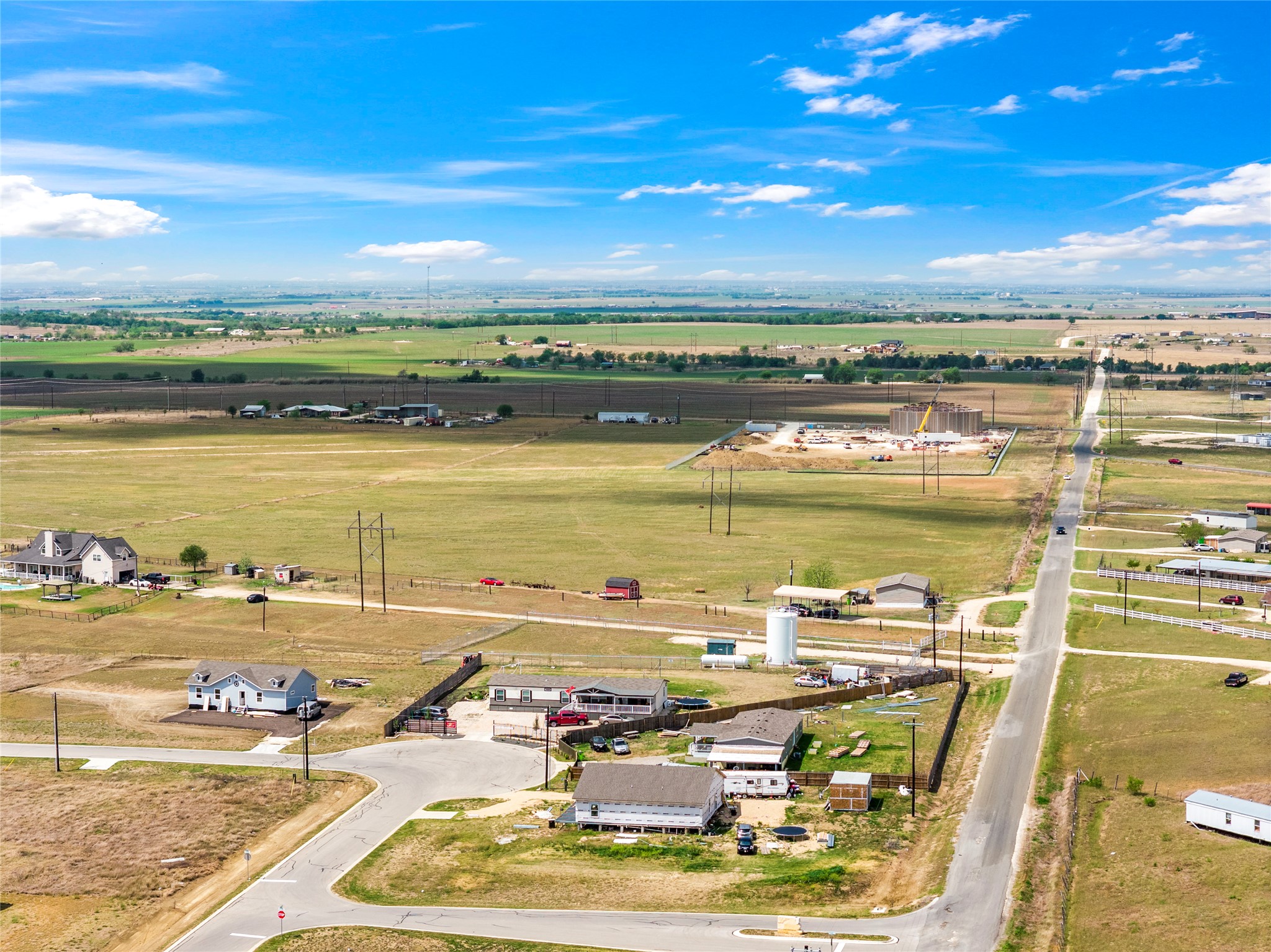 5101 County Road 463 Elgin, TX 78621 - Photo 13 of 38 a view of a lake and an ocean