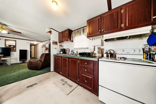 $850,000 | 5101 County Road 463, Elgin, TX 78621