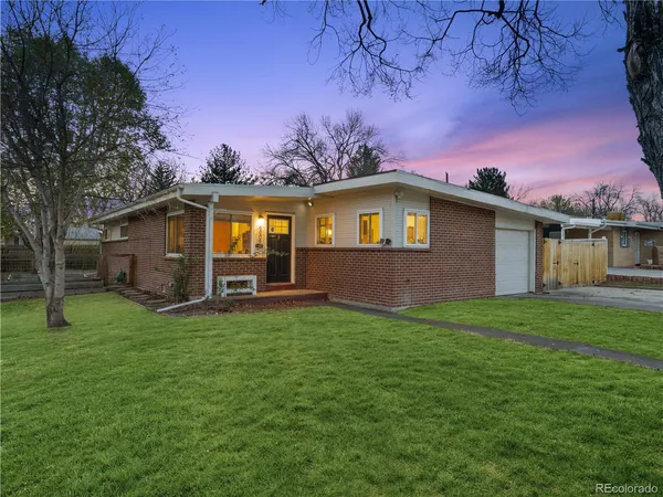 $600,000 | 6009 Carr Street, Arvada, CO 80004