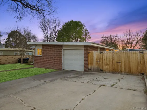 $600,000 | 6009 Carr Street, Arvada, CO 80004