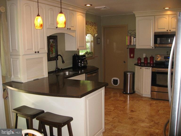 150 Faggs Manor Road Cochranville, PA 19330 - Photo 23 of 40 Kitchen