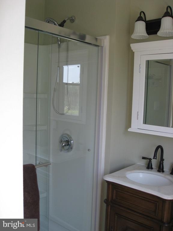 150 Faggs Manor Road Cochranville, PA 19330 - Photo 31 of 40 Main bedroom bath