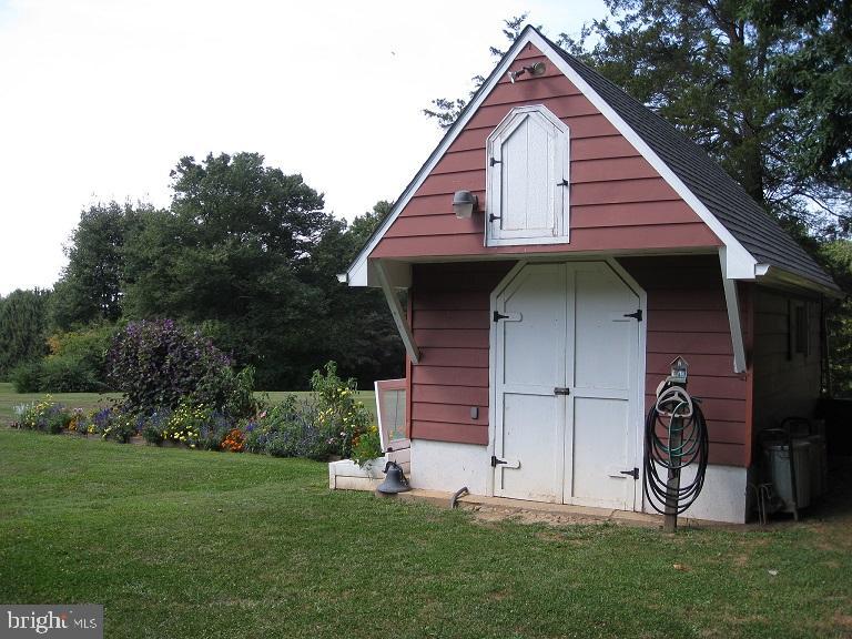 150 Faggs Manor Road Cochranville, PA 19330 - Photo 8 of 40 Garden shed