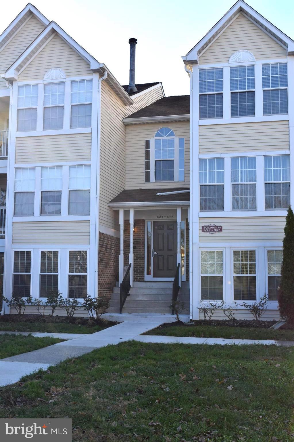835 Deering Road, Unit 8F Pasadena, MD 21122 - Photo 2 of 19 Exterior (Front)