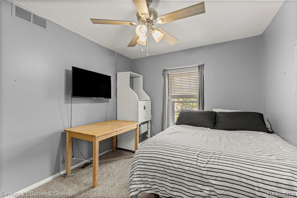 31083 Hoover Road, Unit 12 Warren, MI 48093 - Photo 20 of 39