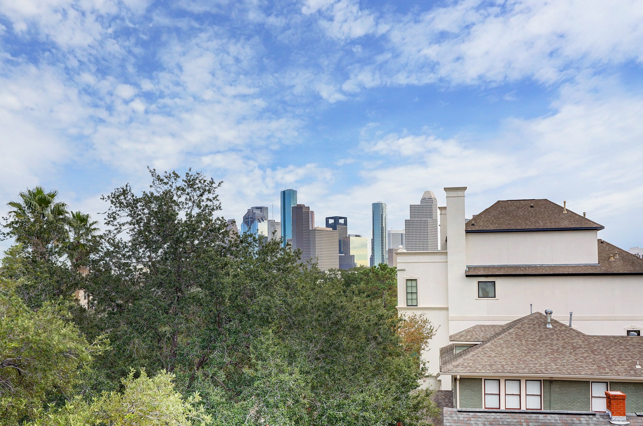609 West Pierce Street Houston, TX 77019 - Photo 31 of 32 an aerial view of multiple house