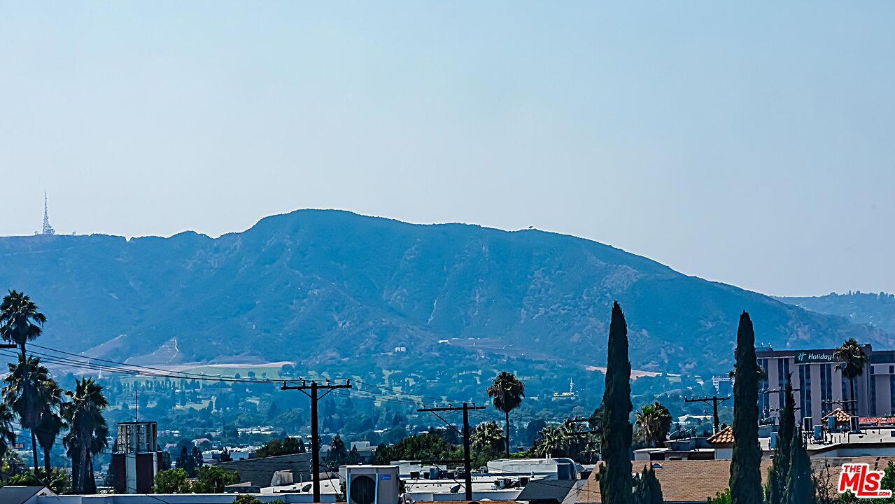 103 South Kenneth Road Burbank, CA 91501 - Photo 22 of 39 Gallery Image 22