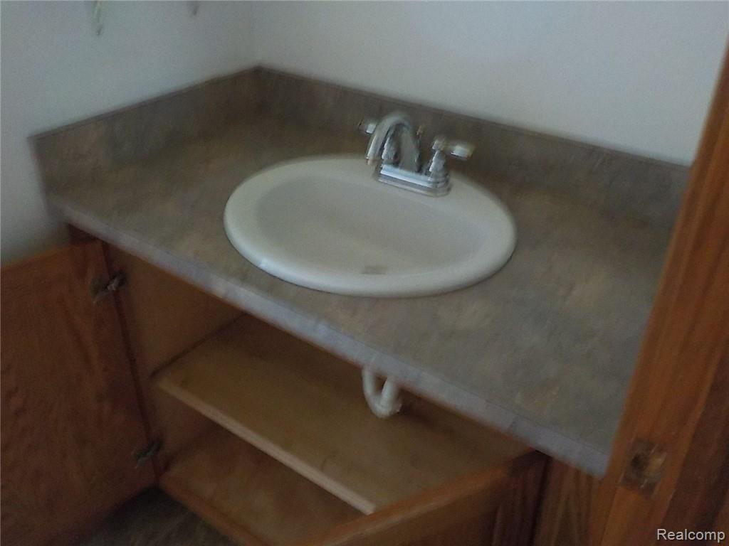 6097 Townline Road Birch Run, MI 48415 - Photo 7 of 17