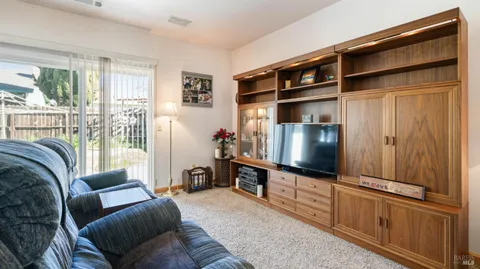 $650,000 | 1540 Sunview Court, Santa Rosa, CA 95401