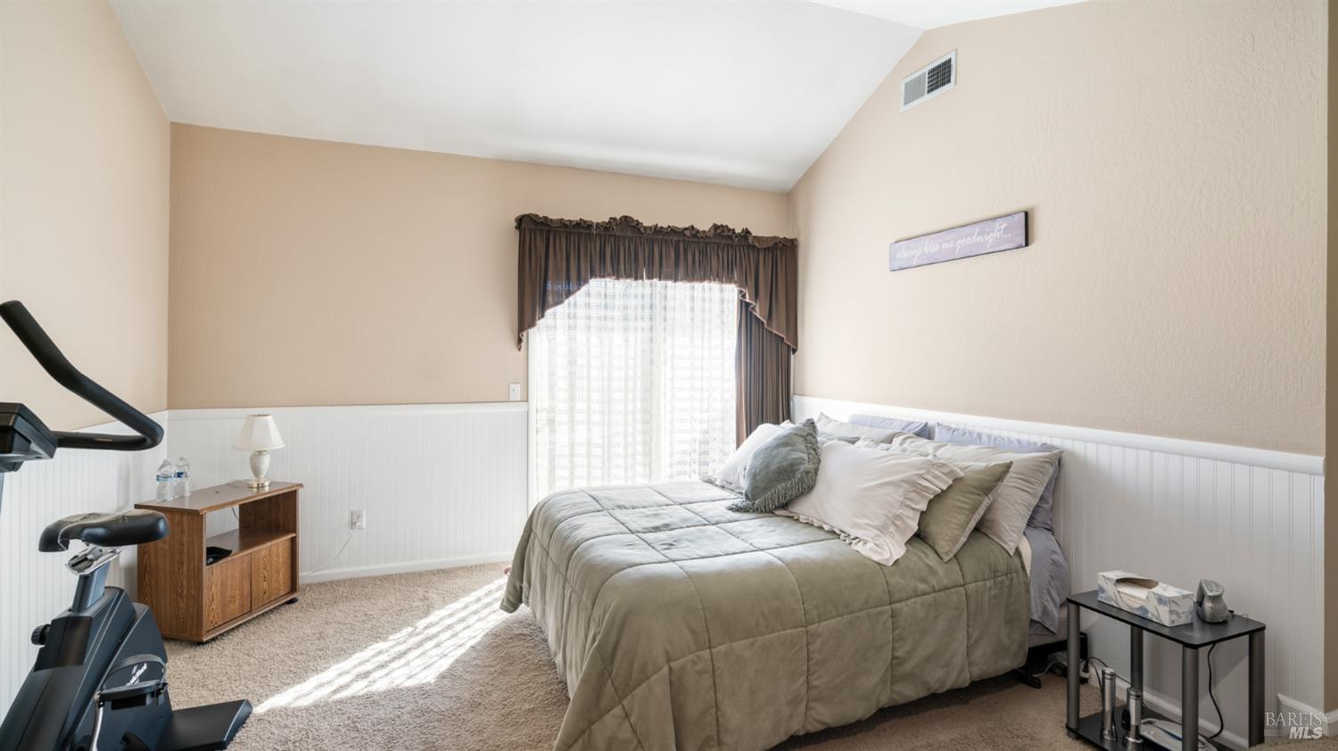 1540 Sunview Court Santa Rosa, CA 95401 - Photo 13 of 24