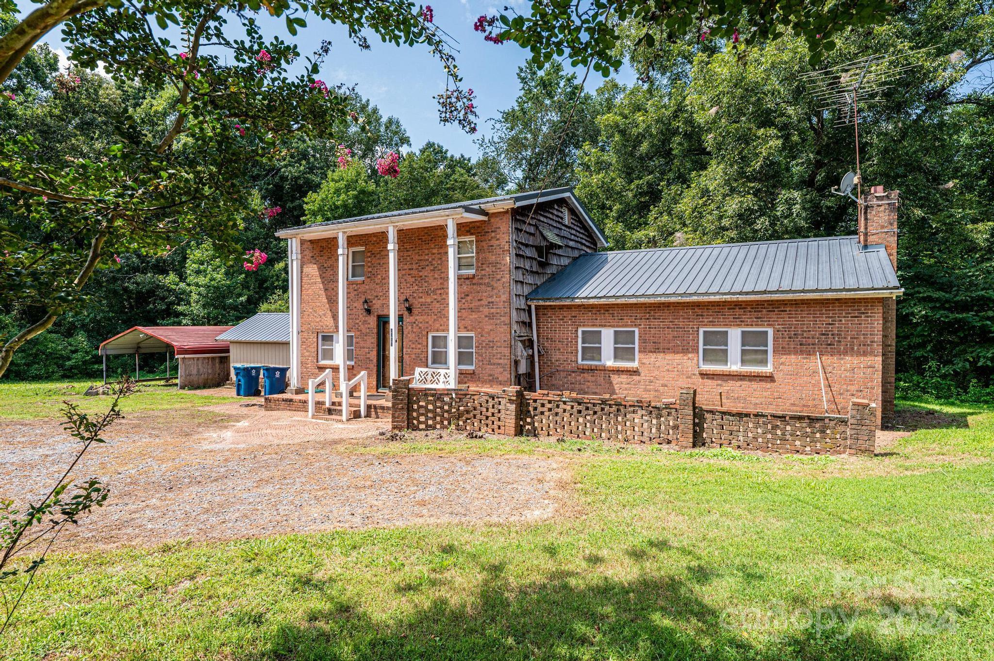 3011 Wesley Chapel Road Newton, NC 28658 - Photo 8 of 44 Gallery Image 8