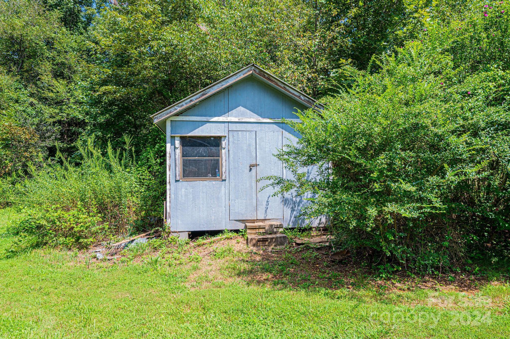 3011 Wesley Chapel Road Newton, NC 28658 - Photo 10 of 44 Gallery Image 10