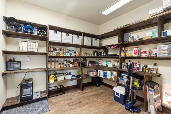 $1,199,900 | 1884 Little Pine Road, Donnelly, ID 83615