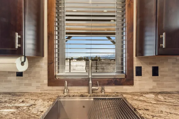 $1,199,900 | 1884 Little Pine Road, Donnelly, ID 83615